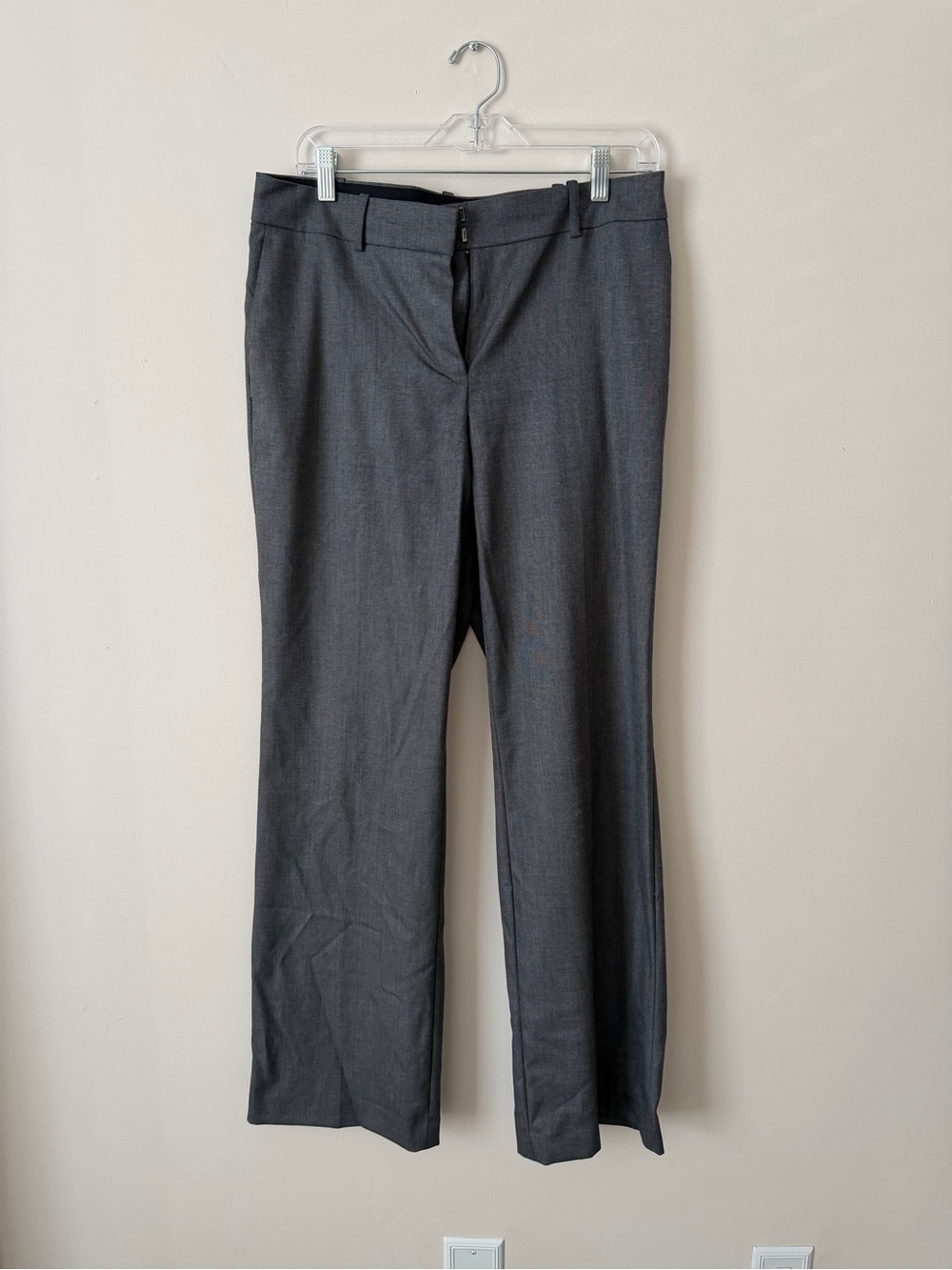 Ann Taylor Women’s Dress Pants in Charcoal Gray Size 6/32” Inseam Tall NWOT